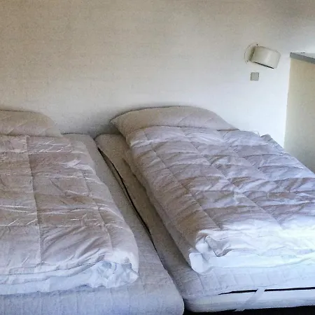 7 Person Holiday In *
